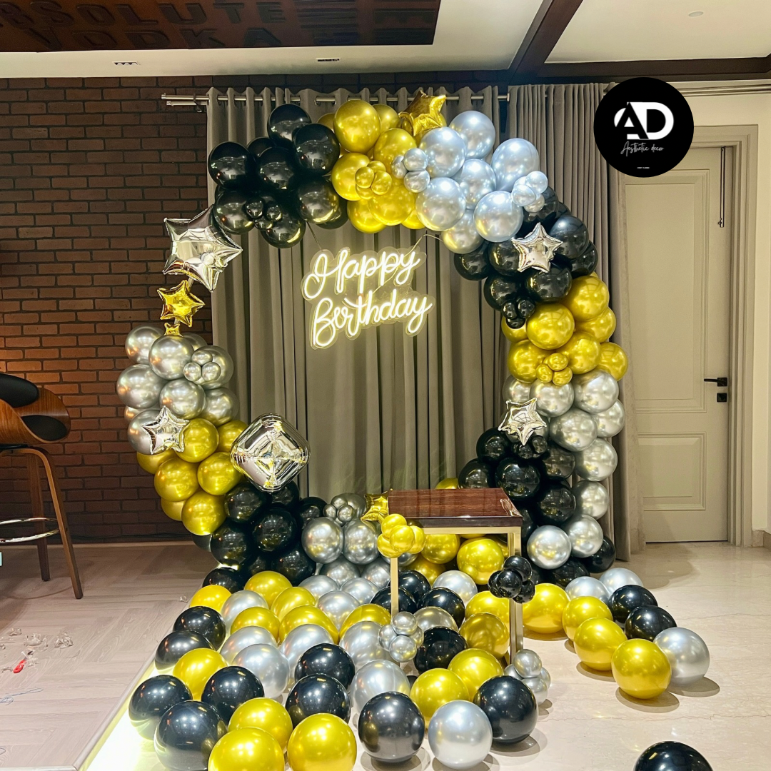 Ring circle decoration